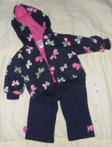 Костюмчик с начесом Gymboree.12-18мес.не маломерка.В отл.состоянии.600р